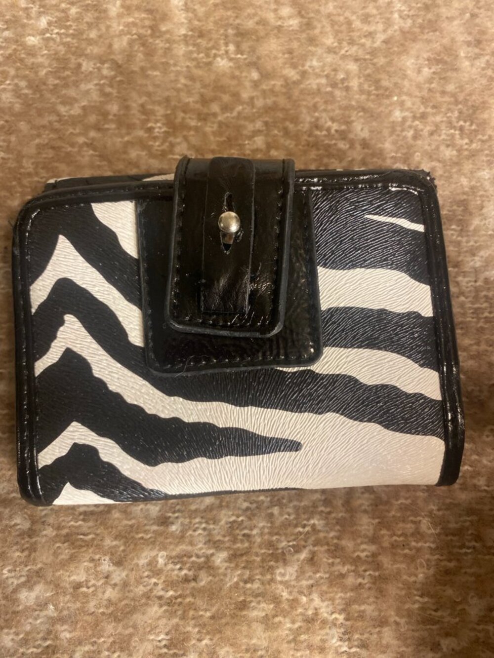 Zebra Print Trifold Wallet Womens Black White Snap Closure Coin Pouch Compact - Picture 2 of 8